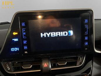 TOYOTA C-HR 1.8 VVT-h Dynamic SUV 5dr Petrol Hybrid CVT Euro 6 (s/s) (122 ps