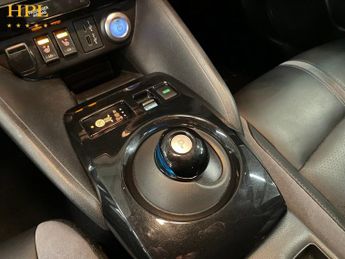 NISSAN LEAF 40kWh Tekna Hatchback 5dr Electric Auto (150 ps)