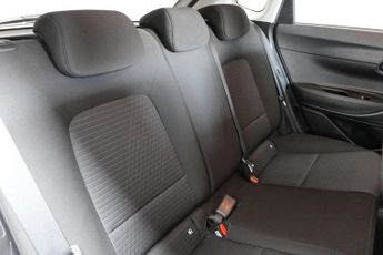 HYUNDAI I20 1.0 T-GDi MHEV SE Connect Hatchback 5dr Petrol Hybrid DCT Euro 6