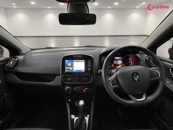 RENAULT CLIO 1.2 TCe Signature Nav Hatchback 5dr Petrol EDC Euro 6 (s/s) (120