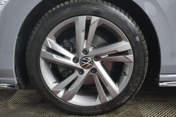 VOLKSWAGEN GOLF 2.0 TDI R-Line Hatchback 5dr Diesel DSG Euro 6 (s/s) (150 ps)
