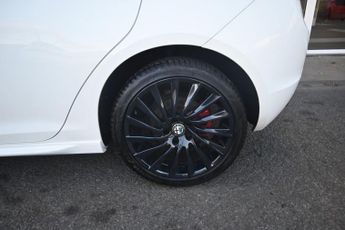 ALFA ROMEO GIULIETTA 1.4 TB MultiAir Sportiva Hatchback 5dr Petrol Manual Euro 5 (s/s