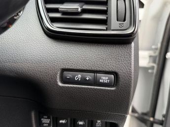 NISSAN X-TRAIL 1.7 dCi Tekna SUV 5dr Diesel CVT 4WD Euro 6 (s/s) (150 ps)