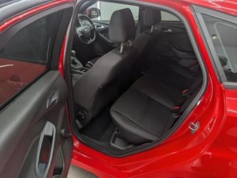 FORD FOCUS 1.0T EcoBoost ST-Line Hatchback 5dr Petrol Manual Euro 6 (s/s) (