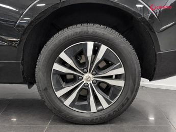 VOLVO XC60 2.0 B5 MHEV Core SUV 5dr Petrol Hybrid Auto AWD Euro 6 (s/s) (25