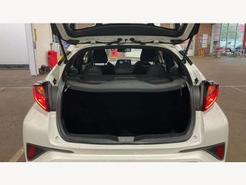 TOYOTA C-HR 1.8 VVT-h GPF Icon SUV 5dr Petrol Hybrid CVT Euro 6 (s/s) (122 p