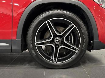 MERCEDES-BENZ GLA CLASS 2.0 GLA220d AMG Line (Premium) SUV 5dr Diesel 8G-DCT 4MATIC Euro