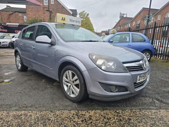 Vauxhall Astra 1.6i 16v SXi Hatchback 5dr Petrol Manual (155 g/km, 113 bhp)