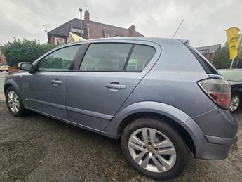 VAUXHALL ASTRA 1.6i 16v SXi Hatchback 5dr Petrol Manual (155 g/km, 113 bhp)