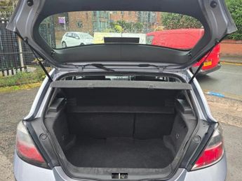 VAUXHALL ASTRA 1.6i 16v SXi Hatchback 5dr Petrol Manual (155 g/km, 113 bhp)
