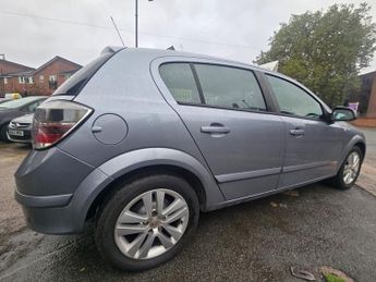 VAUXHALL ASTRA 1.6i 16v SXi Hatchback 5dr Petrol Manual (155 g/km, 113 bhp)