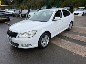 SKODA OCTAVIA 1.4 TSI Elegance Hatchback 5dr Petrol Manual Euro 4 (122 ps)