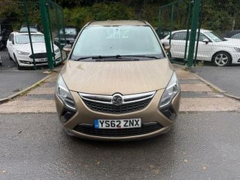 VAUXHALL ZAFIRA TOURER 2.0 CDTi ecoFLEX Exclusiv MPV 5dr Diesel Manual Euro 5 (s/s) (13
