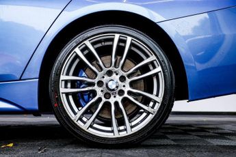 BMW 3 SERIES 3.0 330d BluePerformance M Sport Saloon 4dr Diesel Auto xDrive E