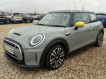 MINI Hatch Cooper SE 32.6kWh Level 3 Hatchback 3dr Electric Auto (184 ps)