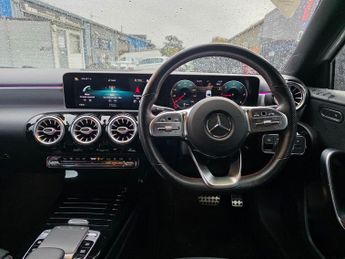 MERCEDES-BENZ A CLASS 1.5 A180d AMG Line (Premium) Hatchback 5dr Diesel 7G-DCT Euro 6 