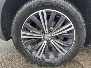 VOLKSWAGEN TIGUAN 2.0 TDI SE SUV 5dr Diesel DSG Euro 6 (s/s) (150 ps)
