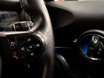 MINI Electric Hatch Cooper SE 32.6kWh Level 2 Hatchback 3dr Electric Auto (184 ps)