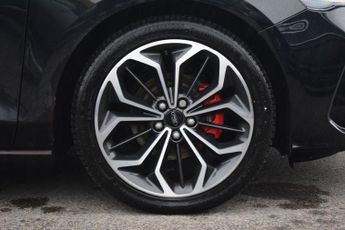 FORD FOCUS 1.0T EcoBoost MHEV ST-Line X Hatchback 5dr Petrol Hybrid DCT Eur