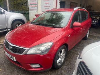 KIA CEED 1.6 CRDi EcoDynamics 2 Sports Wagon 5dr Diesel Manual Euro 5 (s/