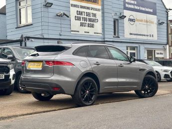 JAGUAR F-PACE 2.0 D180 Chequered Flag SUV 5dr Diesel Auto AWD Euro 6 | PANORAM