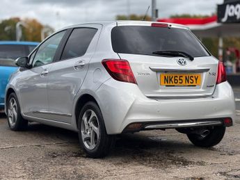 TOYOTA YARIS 1.5 VVT-h Icon Hatchback 5dr Petrol Hybrid E-CVT Euro 6 (101 ps)