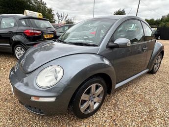 Volkswagen Beetle 1.6 Hatchback 3dr Petrol Manual Euro 4 (102 ps)