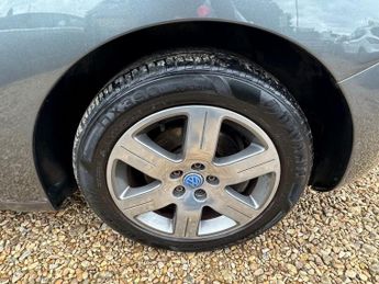 VOLKSWAGEN BEETLE 1.6 Hatchback 3dr Petrol Manual Euro 4 (102 ps)