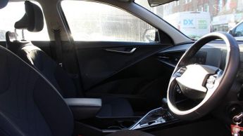 KIA NIRO 1.6h GDi 2 SUV 5dr Petrol Hybrid DCT Euro 6 (s/s) (139 bhp)