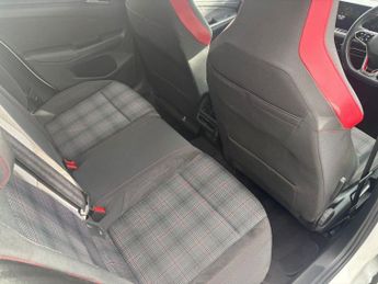 VOLKSWAGEN GOLF 2.0 TSI GTI Hatchback 5dr Petrol DSG Euro 6 (s/s) (245 ps)