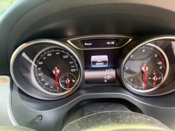 MERCEDES-BENZ CLA 2.1 CLA220d WhiteArt Coupe 4dr Diesel 7G-DCT Euro 6 (s/s) (177 p