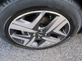 HYUNDAI BAYON 1.0 T-GDi MHEV Premium SUV 5dr Petrol Hybrid DCT Euro 6 (s/s) (1