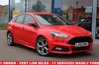 Ford Focus 2.0T EcoBoost ST-2 Hatchback 5dr Petrol Manual Euro 6 (s/s) (250