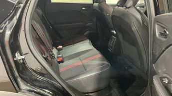 RENAULT CAPTUR 1.6 E-TECH RS Line SUV 5dr Petrol Hybrid Auto Euro 6 (s/s) (145 