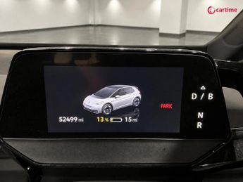 VOLKSWAGEN ID.3 Pro 58kWh Life Hatchback 5dr Electric Auto (145 ps)