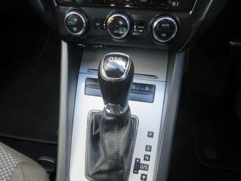 SKODA OCTAVIA 1.2 TSI SE Hatchback 5dr Petrol DSG Euro 5 (s/s) (105 ps)