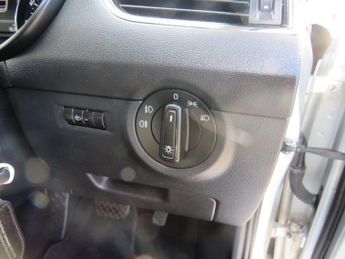 SKODA OCTAVIA 1.2 TSI SE Hatchback 5dr Petrol DSG Euro 5 (s/s) (105 ps)