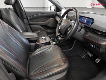FORD MUSTANG MACH-E Extended Range 91kWh SUV 5dr Electric Automatic AWD (351 ps)