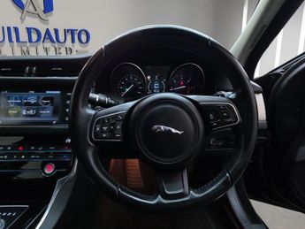 JAGUAR XF 2.0d Prestige Saloon 4dr Diesel Auto Euro 6 (s/s) (163 ps)