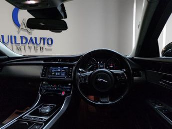JAGUAR XF 2.0d Prestige Saloon 4dr Diesel Auto Euro 6 (s/s) (163 ps)