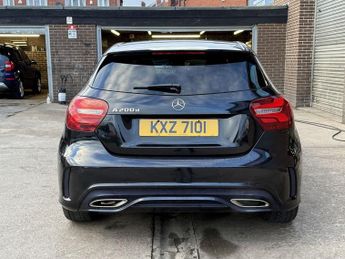MERCEDES-BENZ A CLASS 2.1 A200d AMG Line (Premium) Hatchback 5 Door Diesel Automatic B