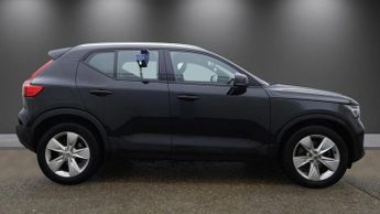 VOLVO XC40 2.0 B3 MHEV Core SUV 5dr Petrol Hybrid DCT Auto Euro 6 (s/s) (16