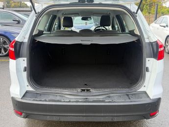 FORD FOCUS 1.0T EcoBoost Titanium Estate 5dr Petrol Auto Euro 6 (s/s) (125 