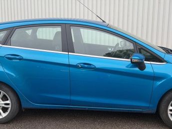 FORD FIESTA 1.0T EcoBoost Zetec Hatchback 5dr Petrol Powershift Euro 6 (100 