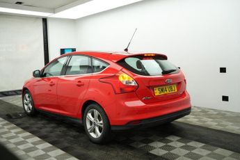 FORD FOCUS 1.0T EcoBoost Zetec Hatchback 5dr Petrol Manual Euro 5 (s/s) (12