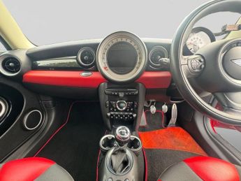 MINI HATCH 2.0 Cooper SD Hatchback 3dr Diesel Manual Euro 5 (s/s) (143 ps)