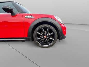 MINI HATCH 2.0 Cooper SD Hatchback 3dr Diesel Manual Euro 5 (s/s) (143 ps)