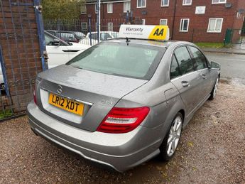 MERCEDES-BENZ C CLASS 2.1 C220 CDI BlueEfficiency Sport Saloon 4dr Diesel Manual Euro 