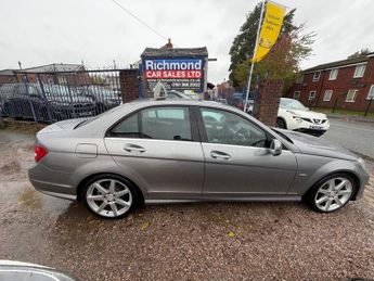 MERCEDES-BENZ C CLASS 2.1 C220 CDI BlueEfficiency Sport Saloon 4dr Diesel Manual Euro 