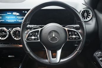 MERCEDES-BENZ EQA EQA 250+ 70.5kWh Sport SUV 5dr Electric Auto (190 ps)
